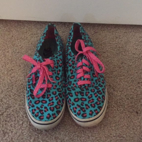 pink cheetah vans